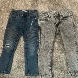 Like new toddler boy skinny jeans